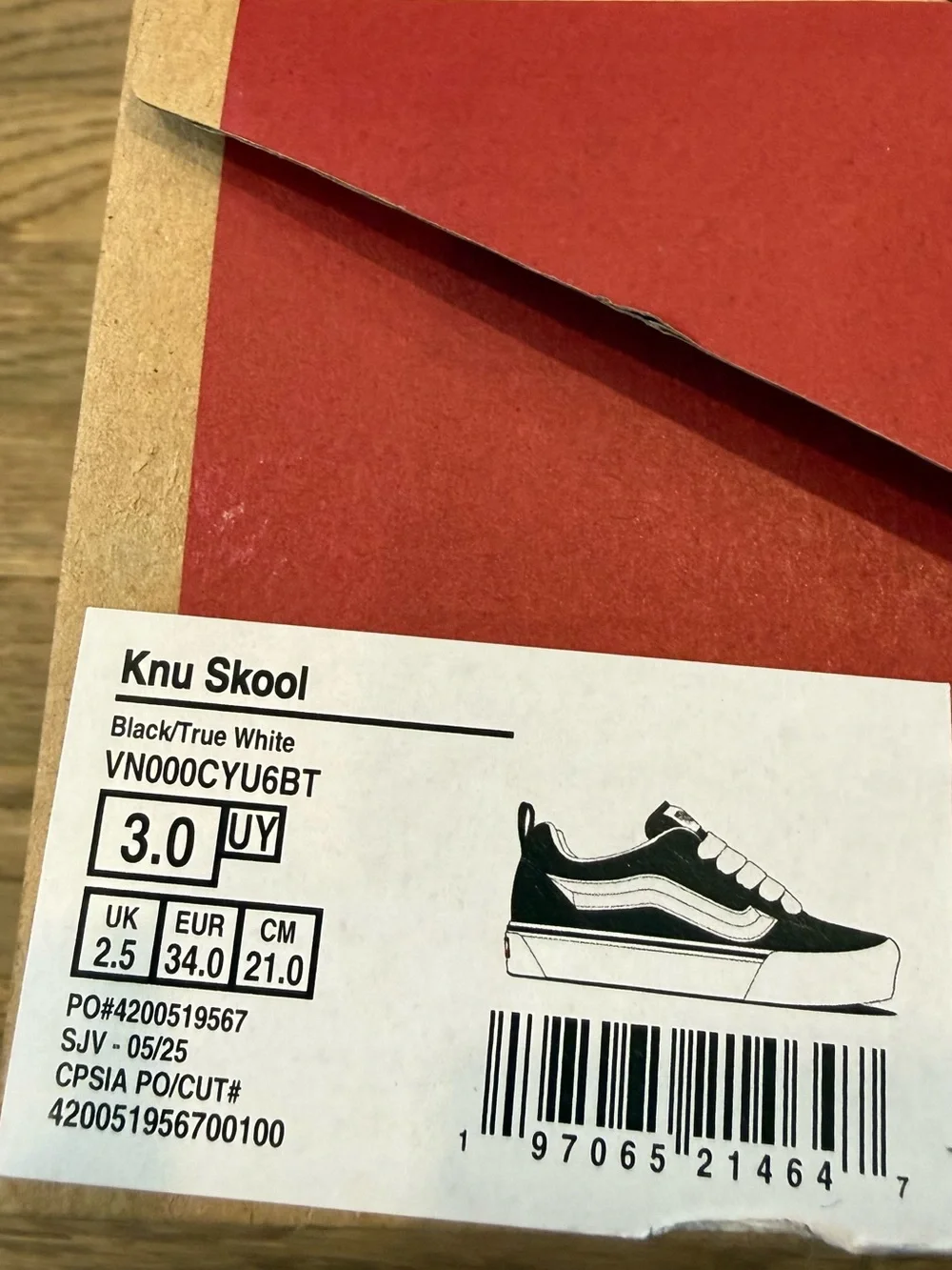 Vans Kids Knu Skool Black/True White Youth Size 3 Skate Shoes In Box